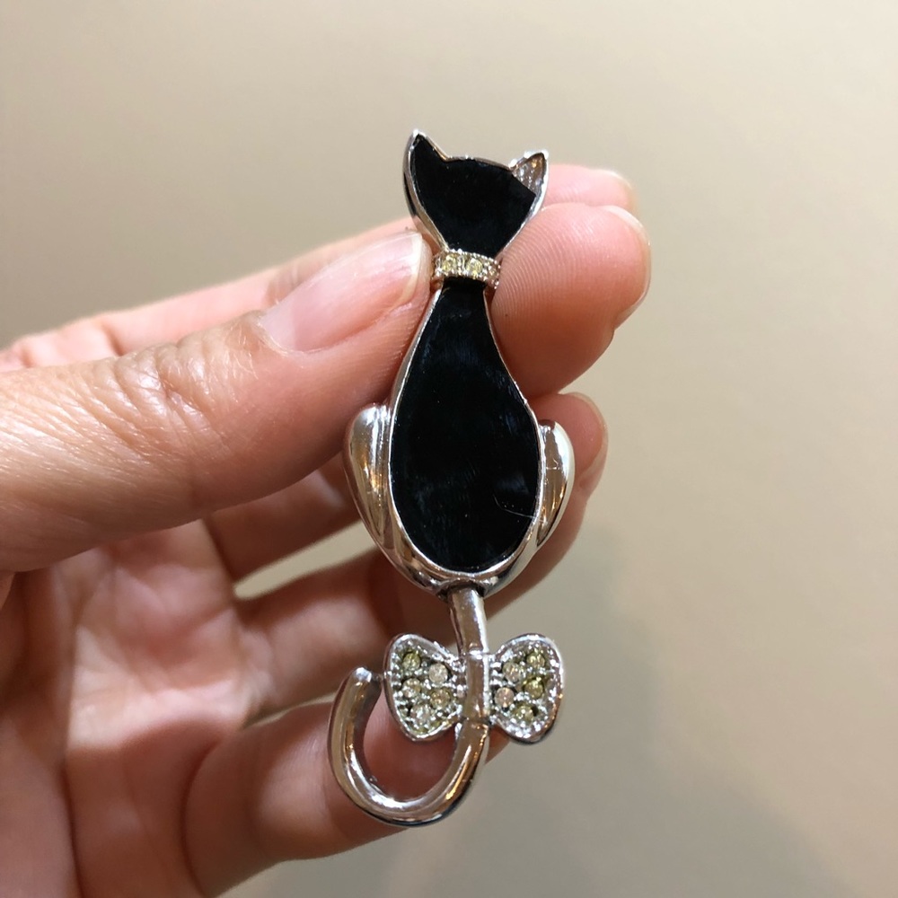 For kitty lovers! Black cat 925 brooch